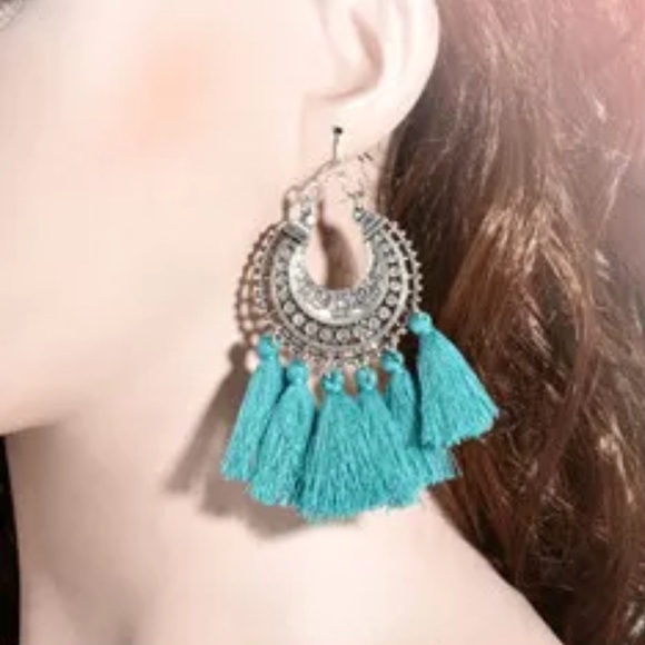 NWT SILVER BOHO CHIC EARRINGS✌🏼 - Picture 5 of 8